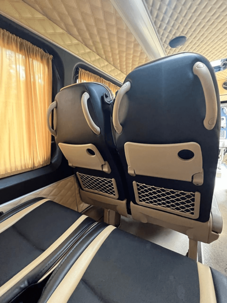 Germes bus salon 4 1 (1)
